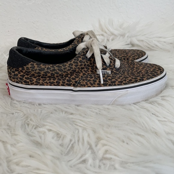 Vans Animal Print Sneakers Size 5 - Picture 4 of 8